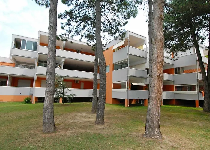 Solarium-3 By Interhome Daire